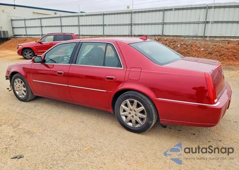 2011 Cadillac Dts Premium Collection z USA, uszkodzony, nr VIN 1G6KH5E67BU119545